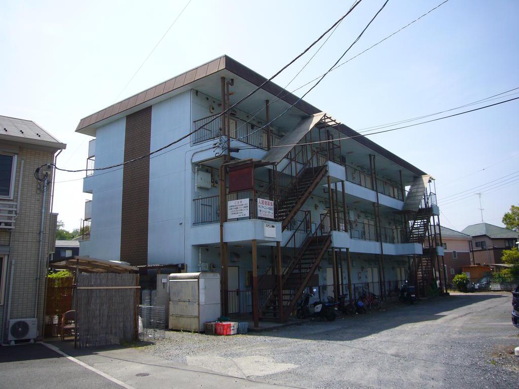 サンアベニュー田倉B