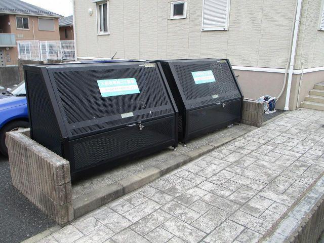 アンソレイエ西館