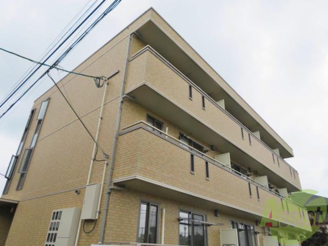 センプリーチェ