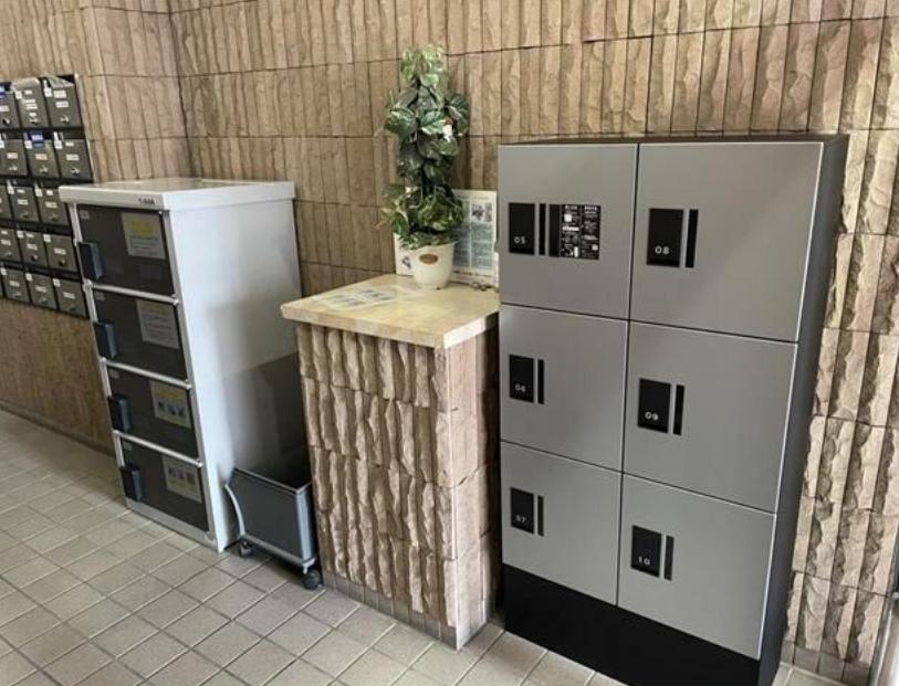 上杉八番館