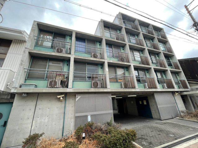 メネダス