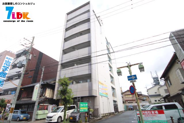 ファミール神宮前