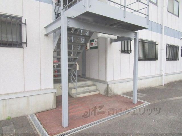 マンション東岡