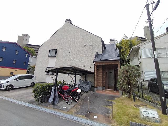 プレベール千里中央