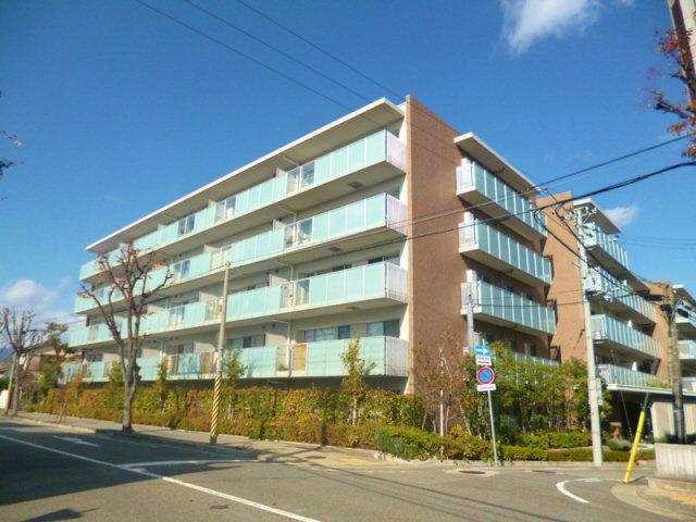 甲子園六石町ハイツ