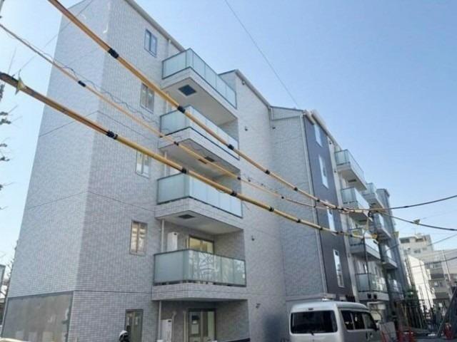 LARES イースト