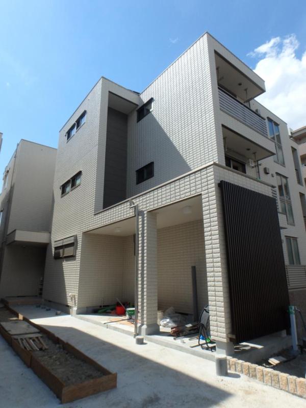 地下鉄千日前線 北巽駅 徒歩5分 3階建 築10年