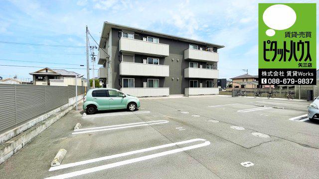 ＪＲ徳島線 鮎喰駅 徒歩7分 3階建 築6年
