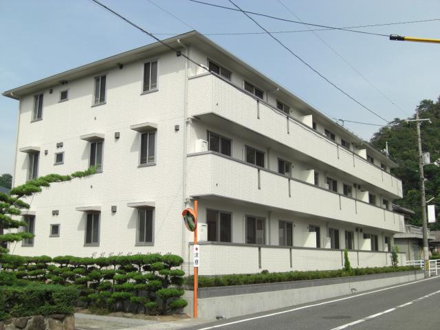 ファミーユ スクエアー B棟(3LDK/3階)