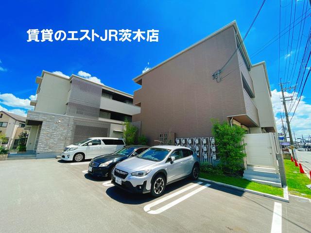 シャーメゾン小柳