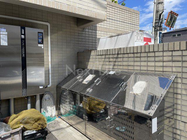 西国立コートビレッヂ(2DK/4階)の外観写真