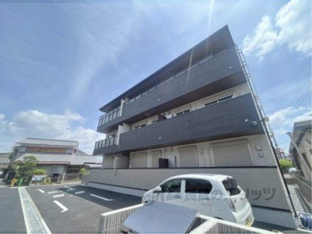 京阪本線 牧野駅 徒歩30分 3階建 築1年