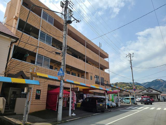 やまふじビル(2DK/4階)