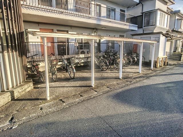 メゾン守山