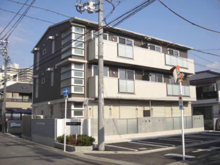 アルコウメキタ
