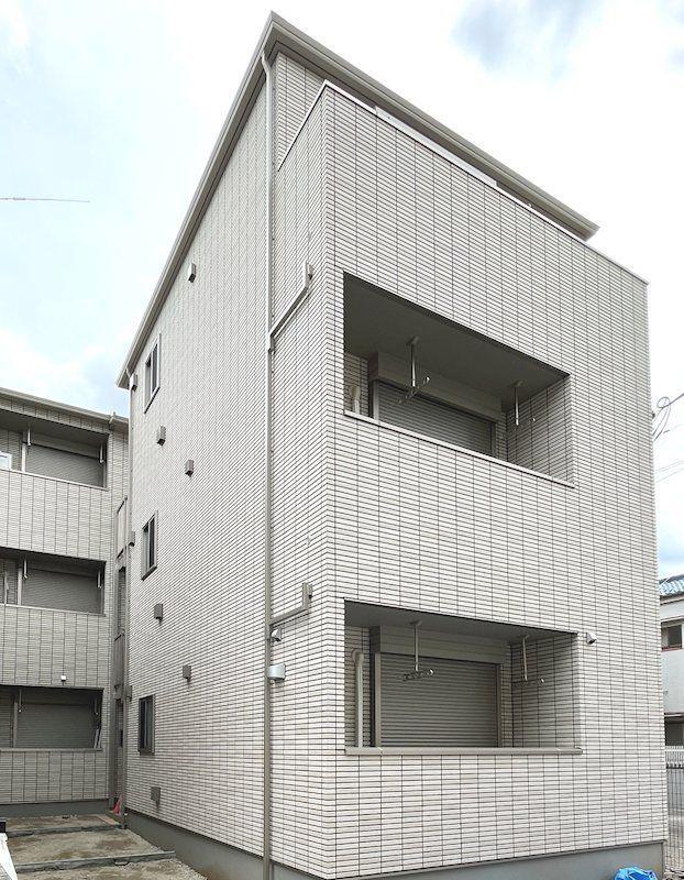 K.S MAISON