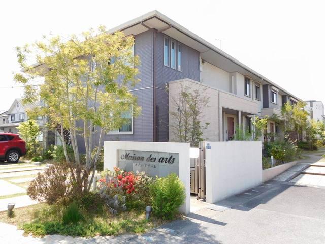 MAISON DES ARTS(2LDK/1階)