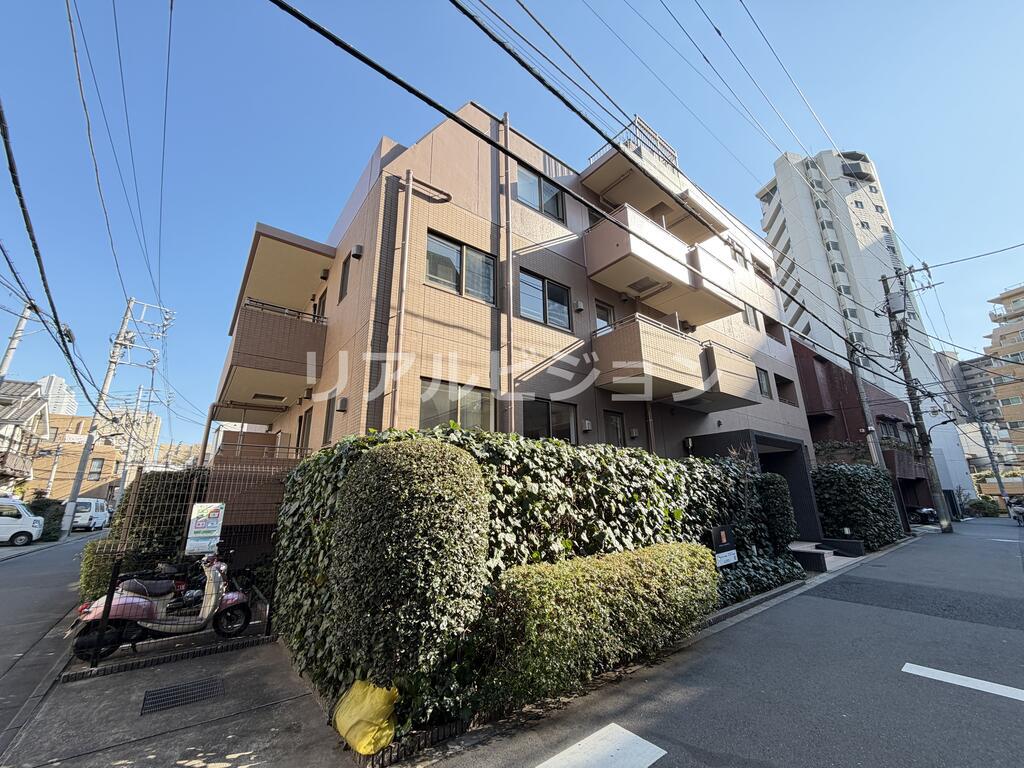 コートレアル三田綱町