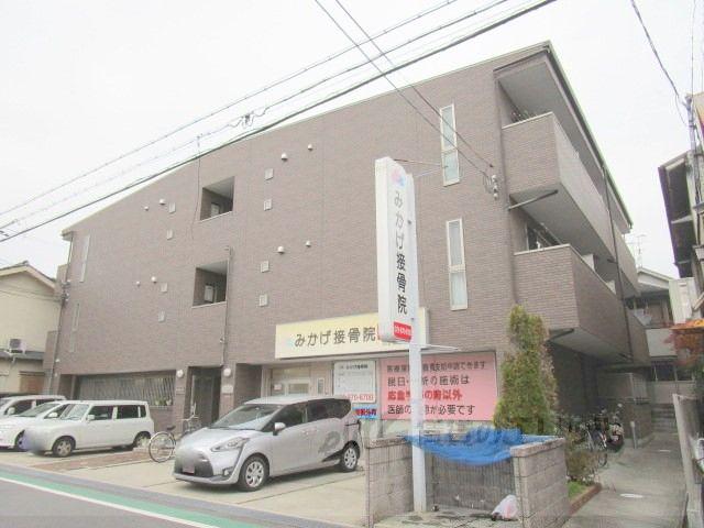 アンプルールフェールビエント高槻