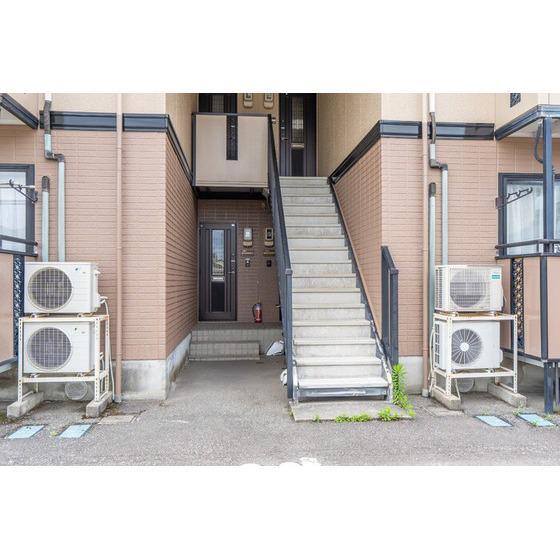 富山地鉄不二越上滝 大泉駅(富山) 徒歩27分 2階建 築32年