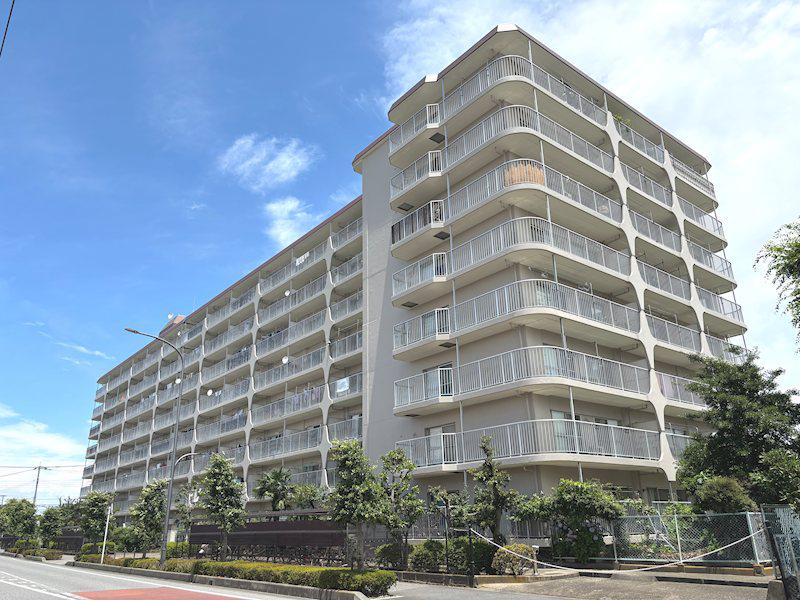 日商岩井草加マンション