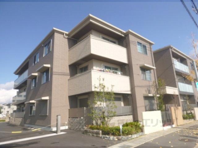 シャーメゾン伏見桂川