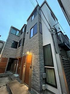 KING HOUSE新宿御苑