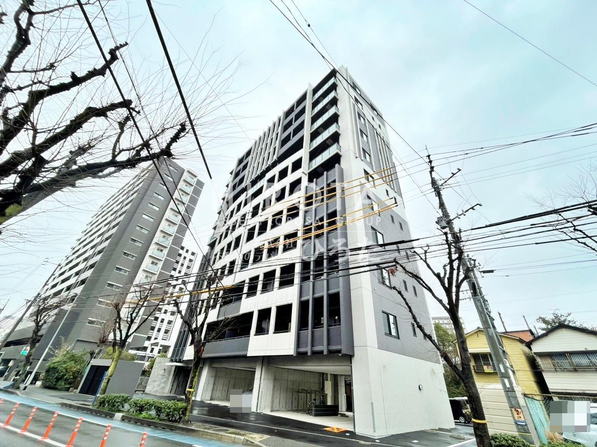 MID TERRACE