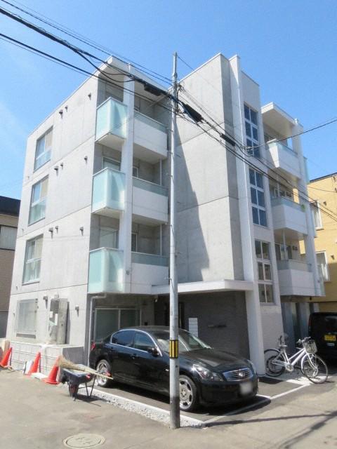 ブランシャール菊水駅前