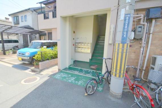 ニュー高井田マンション