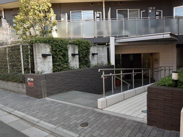 グローリオ明大前
