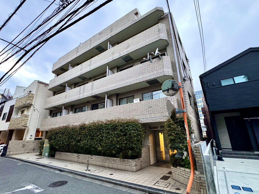 ルーブル白金