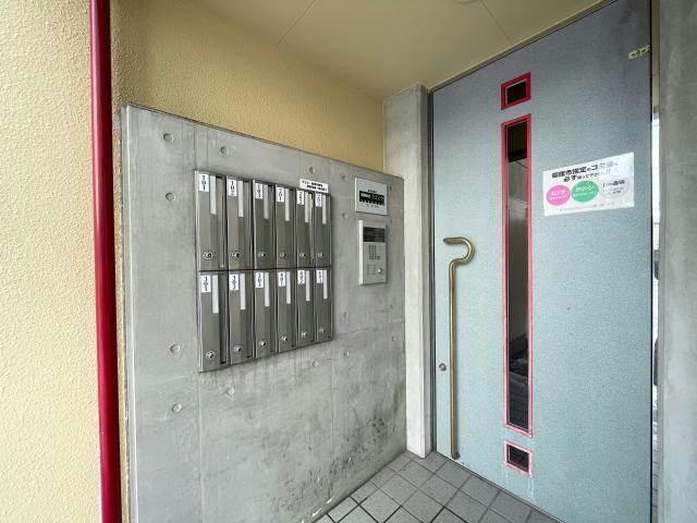 ペラッツィ宮前