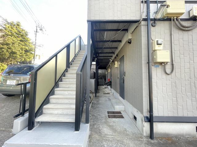クレールハイツ三ツ沢