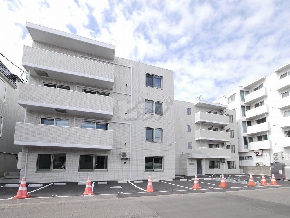 BLANC TERRACE 白石