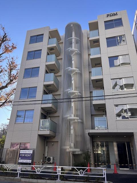 定期築2年 NETフリー  KOMABA ウエスト U