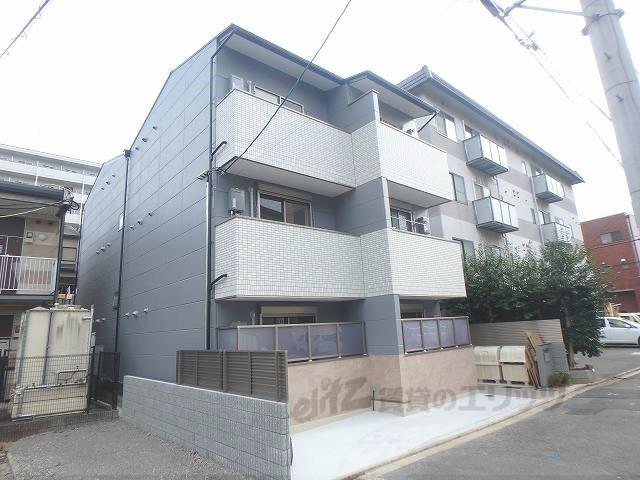 フラッティ天神川三条