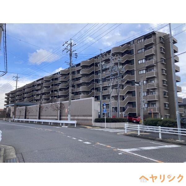 ファミール庄内通