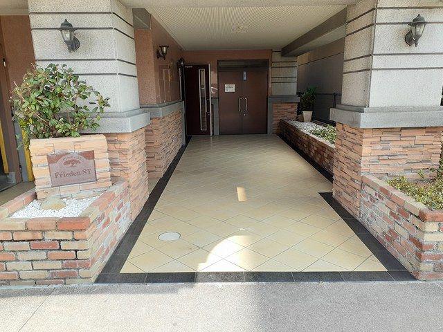 フリーデンST