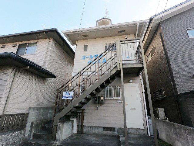 ゴールデンパレス A