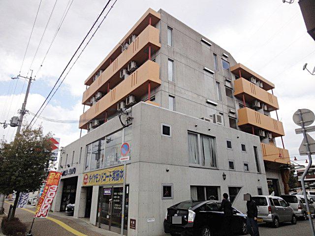 えむつーびる