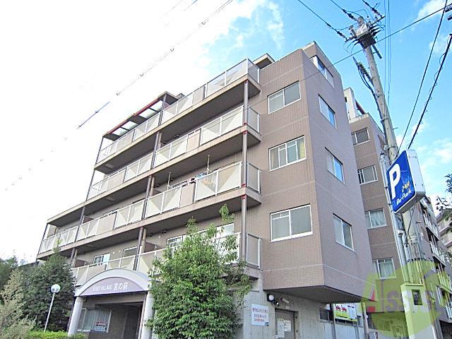 イーストヴィレッジ宮の前