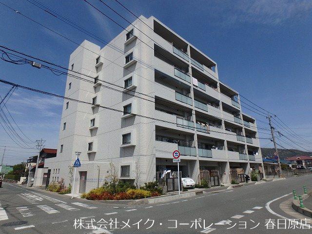 コントロモア