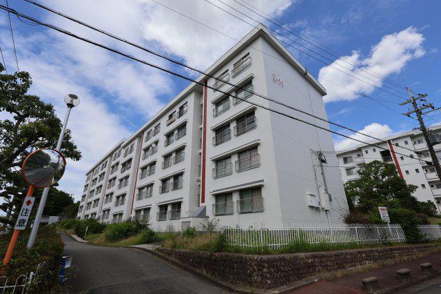 泉北茶山台第一次住11棟