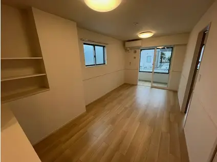 ソレイユルヴァンIII(1LDK/1階)の間取り写真