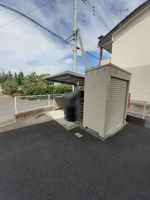 ローズ I
