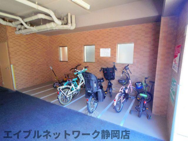 ライフメゾン安東
