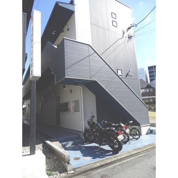 地下鉄名城線 平安通駅 徒歩5分 2階建 築16年