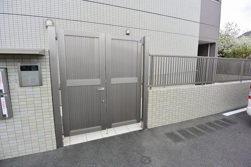 ユニヴァリィ サンシャイン
