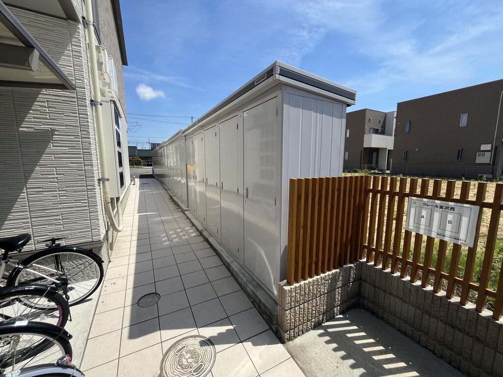 クレール富沢西A